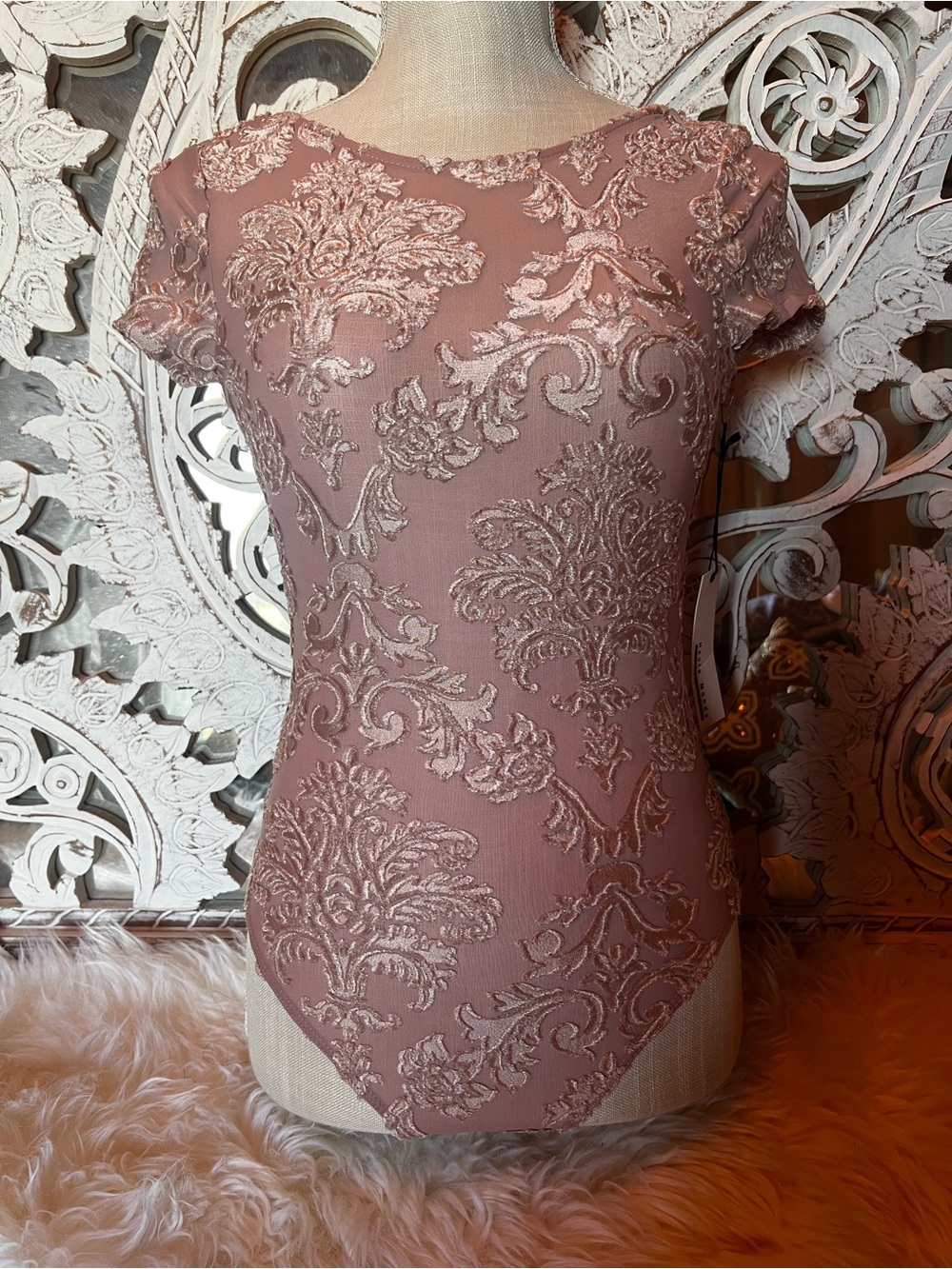Haute Monde Mauve Pink Embroidered Lace Bodysuit